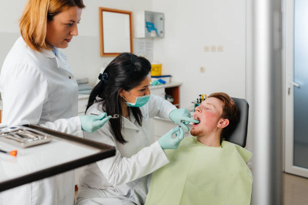 Best Weekend Emergency Dentist in Brenham, TX